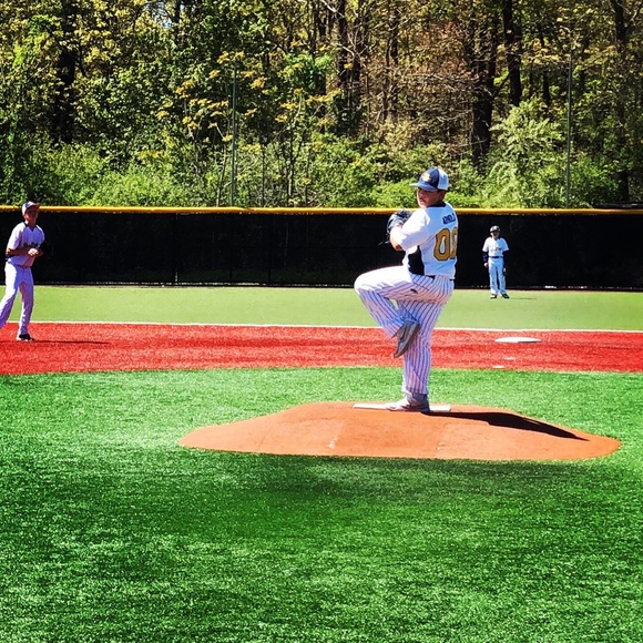 Meet your Posher, Alexander - Picture 1 of 1